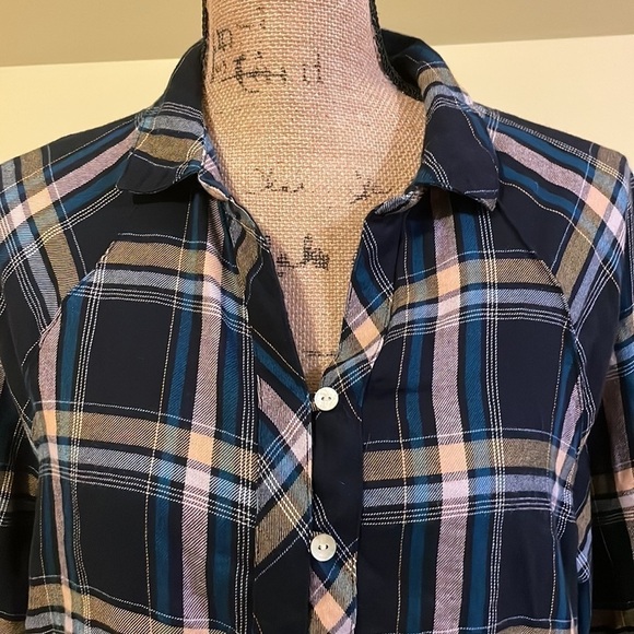 j.Jill Button Down Shirt EUC - Picture 2 of 9